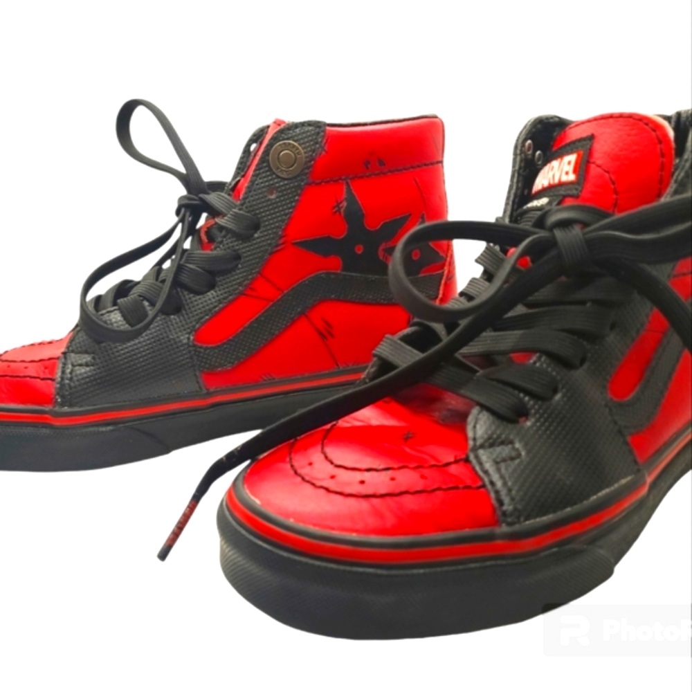 Vans High Top Marvel Deadpool Skater Sneakers Unisex